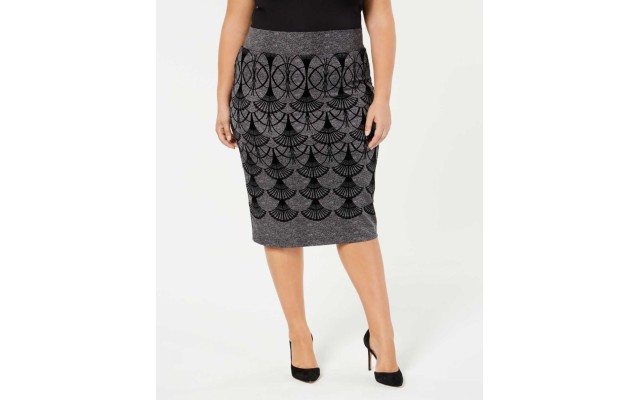  Plus Size Women’s Printed Scuba Skirs