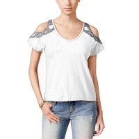 Almost Famous Juniors Crocheted Cold-should (White, XL)