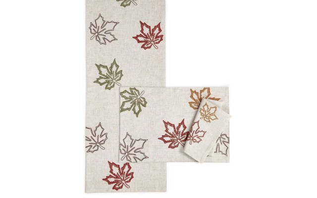  Stitched Leaf  Placemat (Beige, 13″ x 19″)