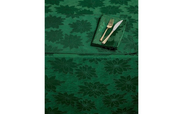  Winter Joy Tablecloths