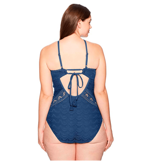  Women's Plus Size High-Neck Crocheted One-Piece Swimsuit