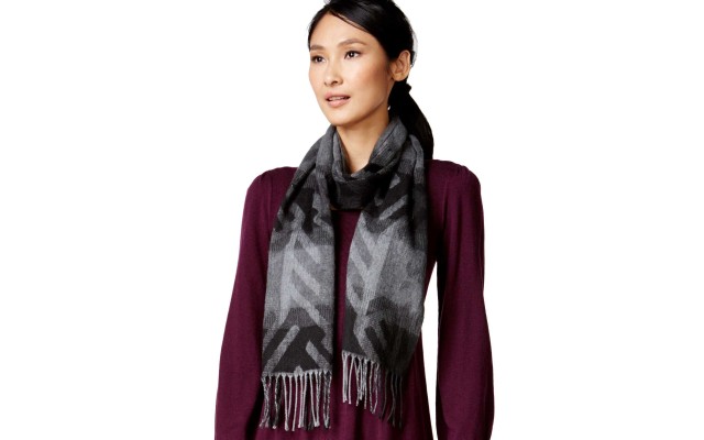  Geo Print Italian Acrylic Muffler (Black)