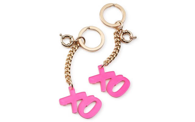 Celebrate Shop 2-Pk. Xo Keychains, – Pink