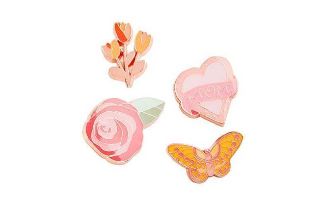 Celebrate Shop 4-Pc Mom Heart Handbag Pin Set, Pink