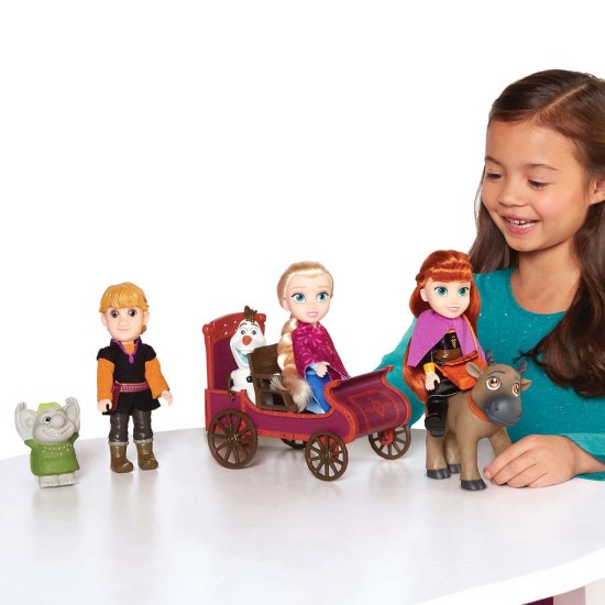  Frozen 2 Petite Adventure Dolls Gift Set