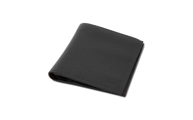  Pebble Leather Zip-Pocket Passcase Wallet, Black