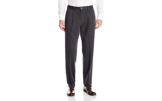 Signature Stretch Classic-Fit Pleated Pants (Charcoal Heather/Stretch, 40X30)