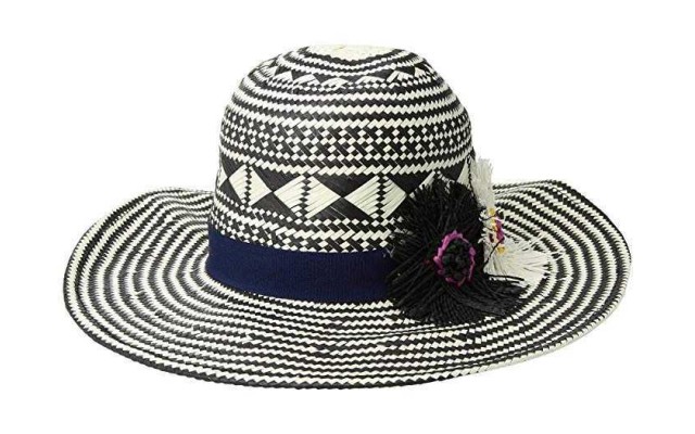  Wow Appliqued Panama Hat (One Size, Black)