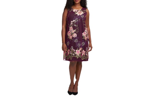  Plus Size Embroidered Trapeze Dress (Medium Red, 2X)