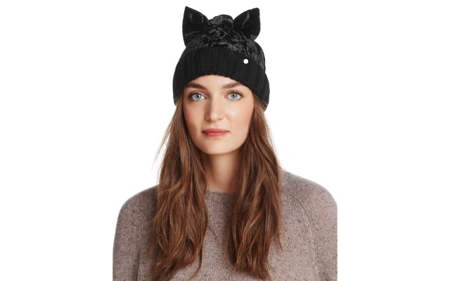  Women’s Velvet With Bow Caps