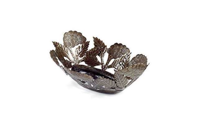 18-in Recycled-Steel Grapes Decorative Bowl