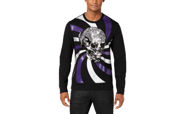  Long-Sleeve Skull Graphic T-Shirt