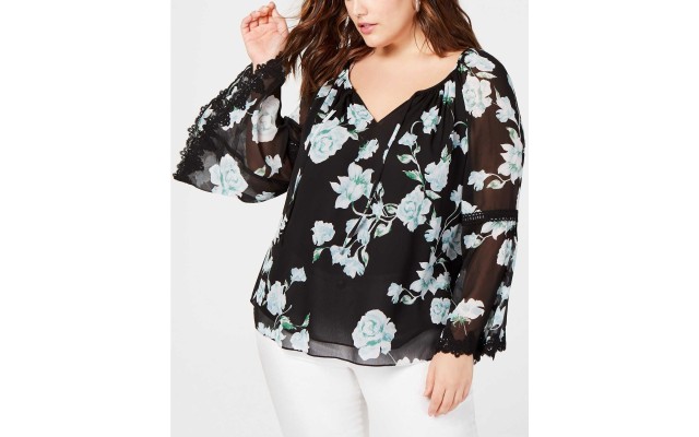  Printed Bell-Sleeve Blouse (Black, 2X Plus Size)