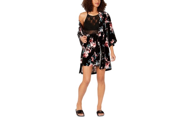  Printed Velvet Wrap Robe (Black, 2X)