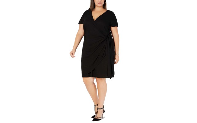  Women’s Plus Size Wrap Dresses