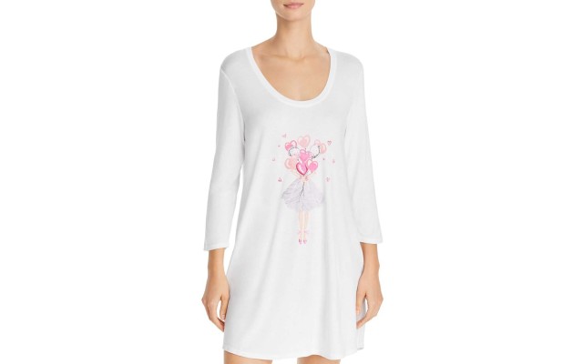  New York Drapey Sleepshirt (White, XS)