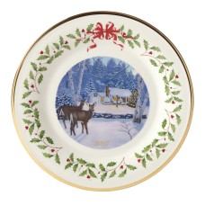 LENOX 2018 Holiday Plate (Outdoor Cabin Forrest)