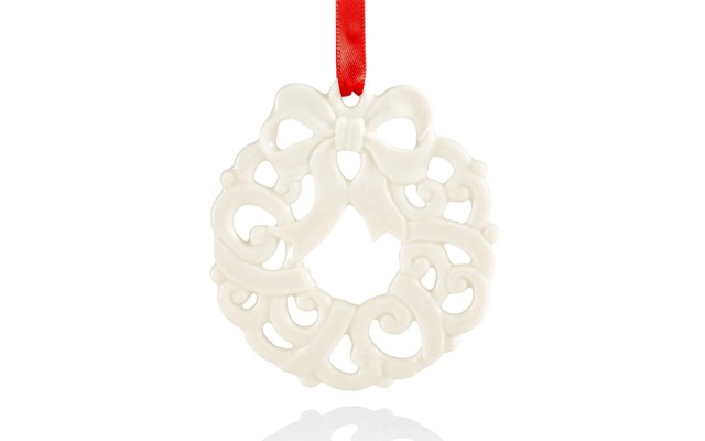 Wreath Charm Ornament