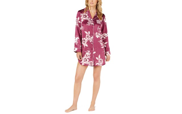  Sleepy Head Flower-Print Satin Sleepshirt (Purple, S)