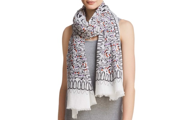  Shoe Print Scarf (One Size, Red)