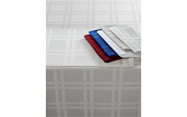  Collection Skylight Plaid 70-in Round Tablecoth, Ivory