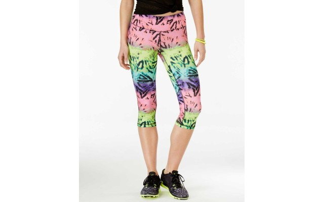 Material Girl Active Juniors’ Printed Cropped Leggings, SIZE MEDIUM
