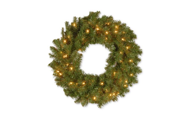  Kincaid Spruce Wreath with 50 Clear Lights (Green, 24 Inch)