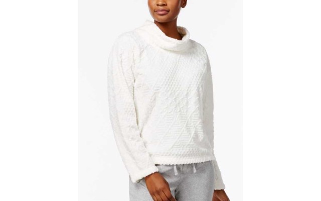  Women’s Plush Textured Pajama Tops
