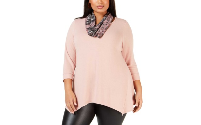  Women’s Plus Size Handkerchief-Hem Top & Printed Scarfs