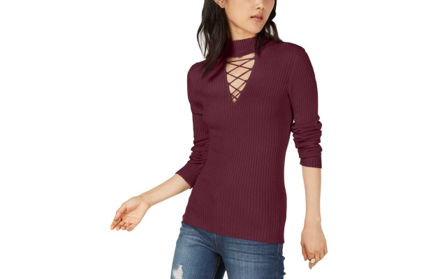  Juniors’ Ribbed Choker-Neck Top (Claret Red)