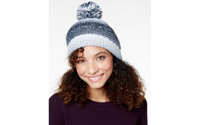  Ombre-Knit Cuff Beanie (Black, One Size)
