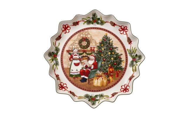  Toy’s Fantasy Santa’s Home Pastry Plate