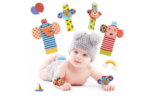 Wrist Rattles and Animal Socks for Cognitive Development of Babies, Developmental Toys Gifts for Baby from Newborns to 3 Months, 6 Months, 8 Months, 1 Year and 2 Years Old Toddlers