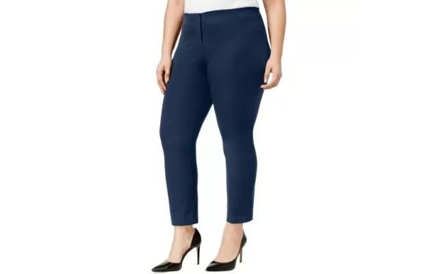  Women’s Plus Size Cropped Pants Navy Size 18W