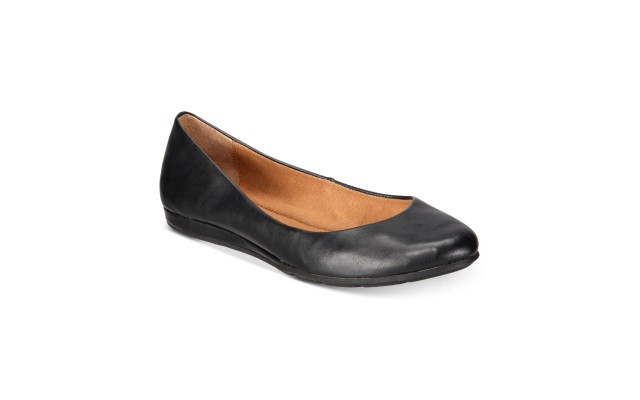  Womens Ellie Closed Toe Ballet Flats, Black, 6 M