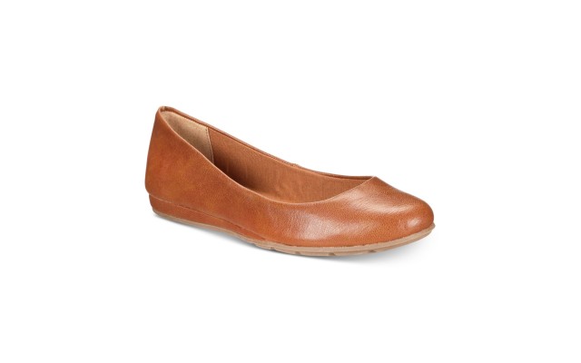  Womens Ellie Closed Toe Ballet Flats, Brown, 6.5 M