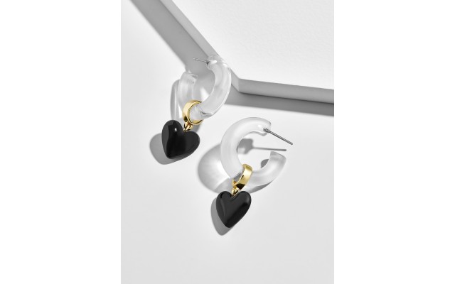  Neve Hoop Earrings w/Dangle Heart Charm – Black