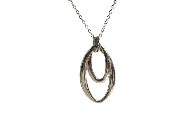  Silver Tone Double Oval Pendant Necklace 16″ NEW NWT 49.50 (Gray)
