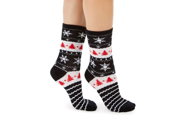  Women’s Snowflakes &amp; Trees Crew Socks (Black, 9-11)