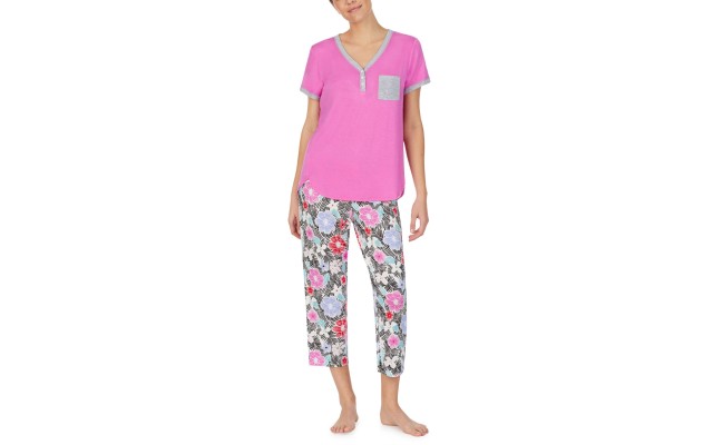  Henley Top & Capri Pants Pajama Set (Pink, Medium)