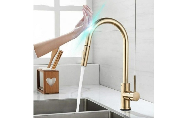 Single Handle kitchen sink mixer tap touch sensor kitchen faucet with Pull Down Sprayer, Gold