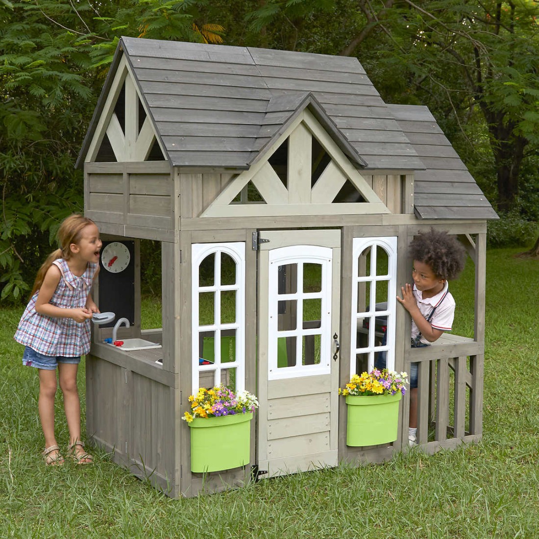 KidKraft Cedar Summit Playhouse (44.4 in. x 67.5 in. x 75 in.)