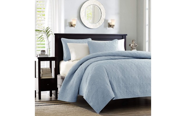  Quebec 3-Piece Coverlet Set (Blue, Full/Queen)