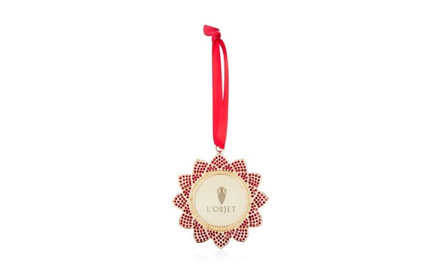 L’objet Gold Flower Frame Ornament