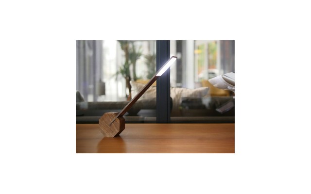 Octagon One Desk Lamp