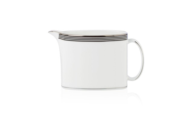  Parker Place Creamer