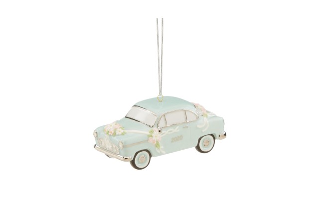  2020 Just Married Vintage Car Ornament