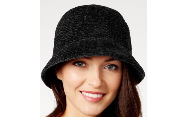 August Hat Crochet Classic Chenille Cloch Black One Size