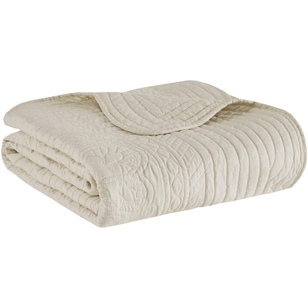 Madison Park Tuscany Luxury Oversized Quilted Throw with Scalloped ...