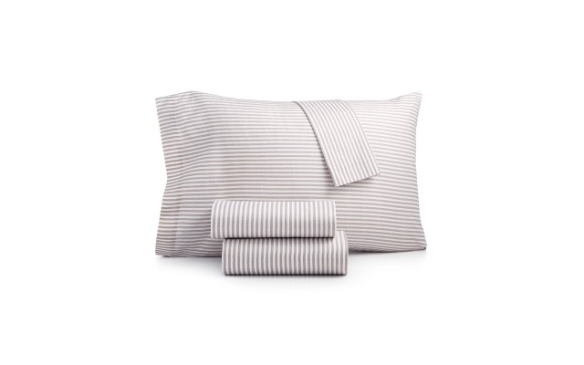  Printed Microfiber 4 Piece Queen Sheet Set Batik